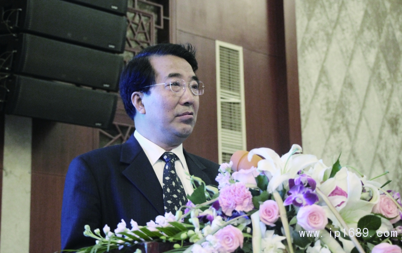 中國電池工業(yè)協(xié)會(huì)理事長趙金生